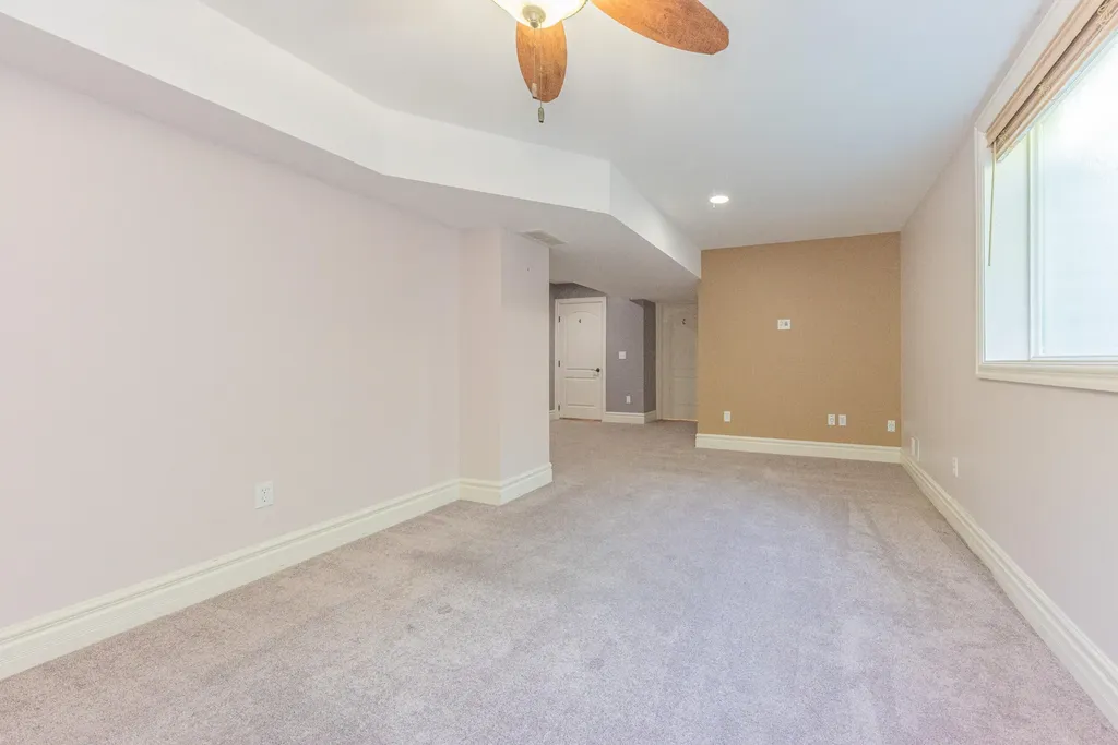 2243 Old Falls Drive Pittsfield Charter Township MI 48103