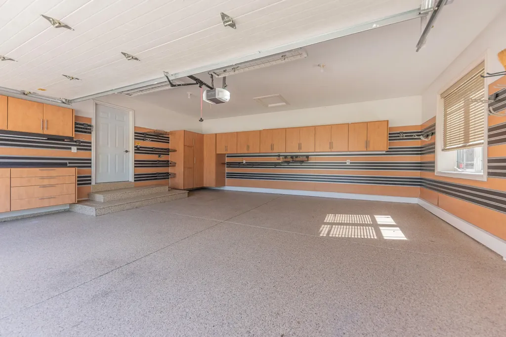 2243 Old Falls Drive Pittsfield Charter Township MI 48103
