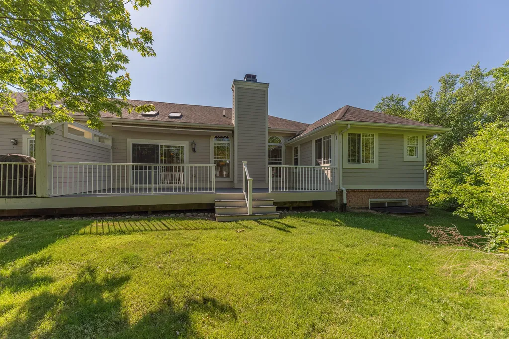 2243 Old Falls Drive Pittsfield Charter Township MI 48103