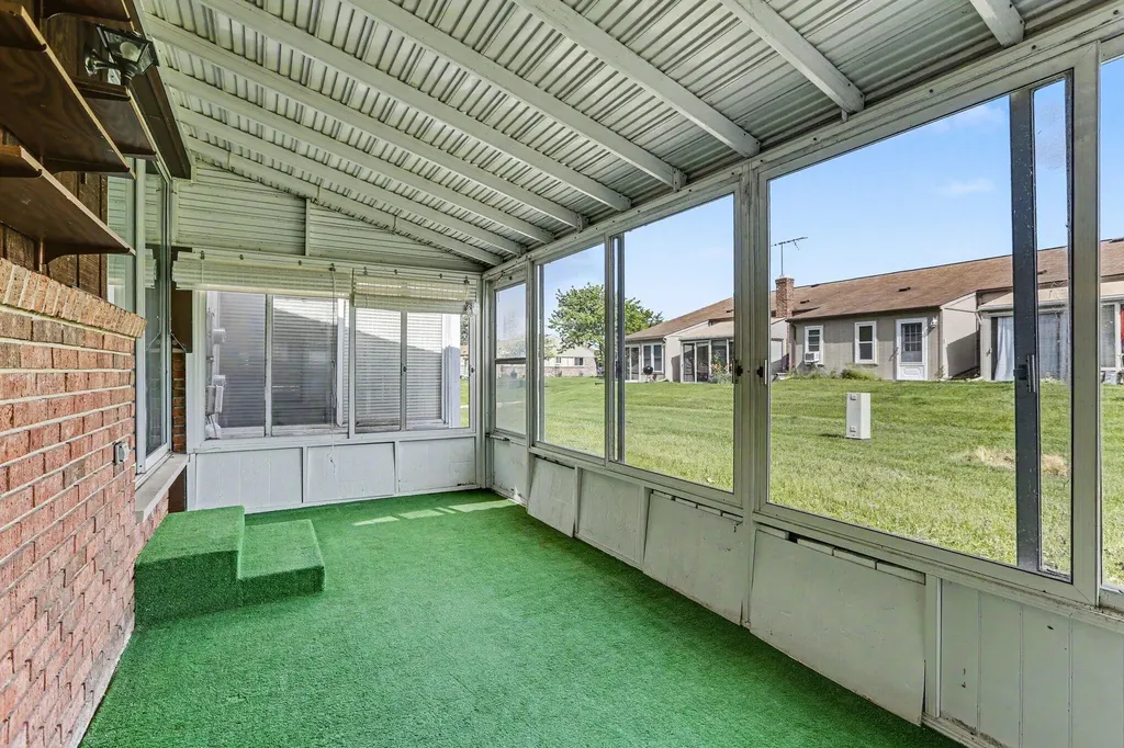 25176 Potomac Drive Lyon Charter Township MI 48178