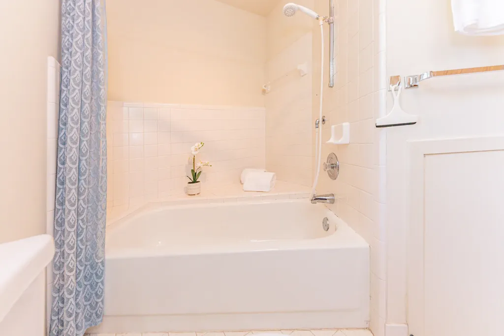 2401 Placid Way Ann Arbor City MI 48105