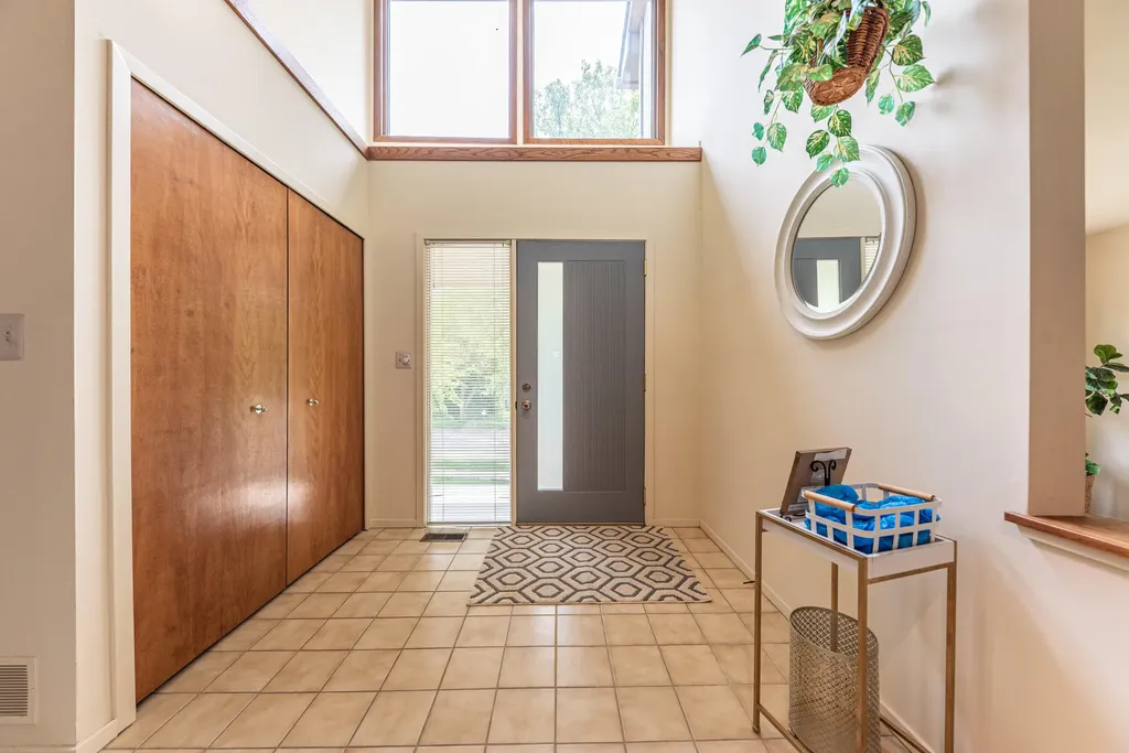 2401 Placid Way Ann Arbor City MI 48105