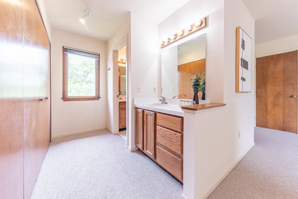 2401 Placid Way Ann Arbor City MI 48105