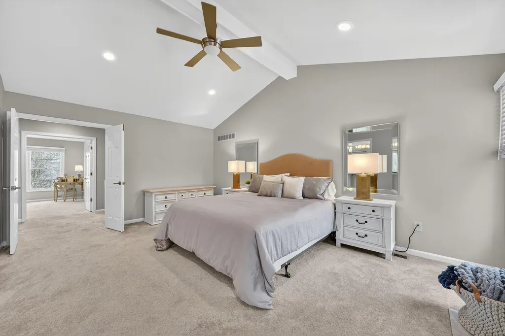 2485 Wild Brook Run Bloomfield Charter Township MI 48304