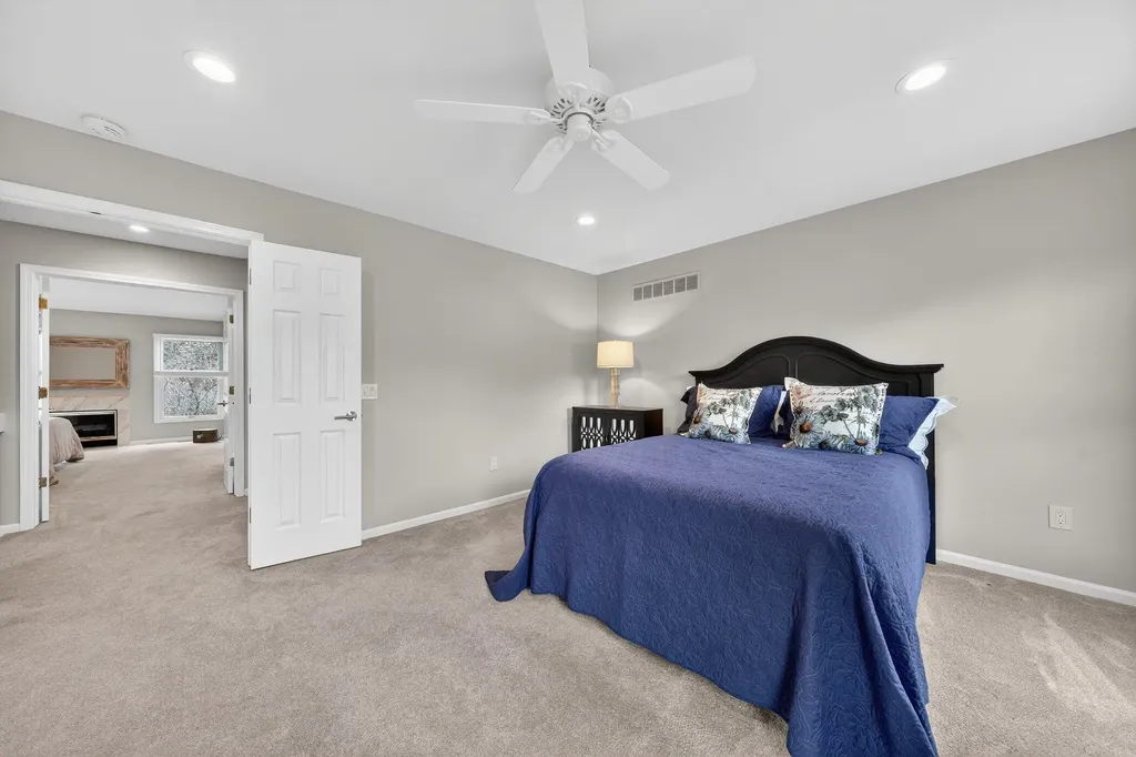 2485 Wild Brook Run Bloomfield Charter Township MI 48304
