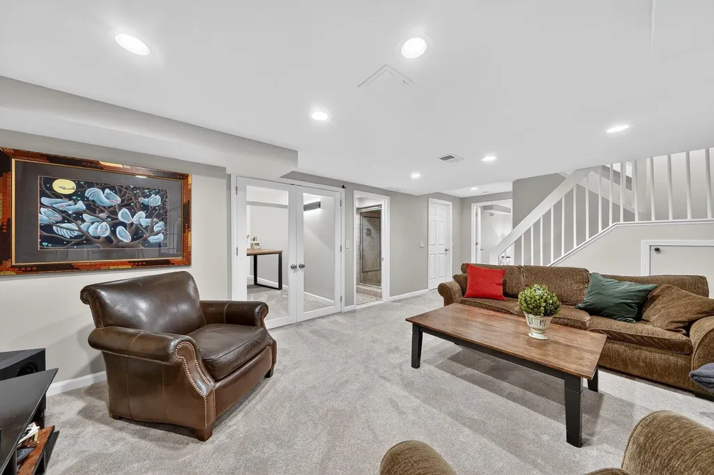 2485 Wild Brook Run Bloomfield Charter Township MI 48304