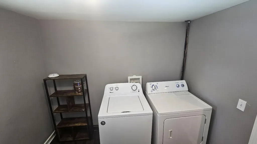 6068 Grove Avenue Grand Blanc Charter Township MI 48439