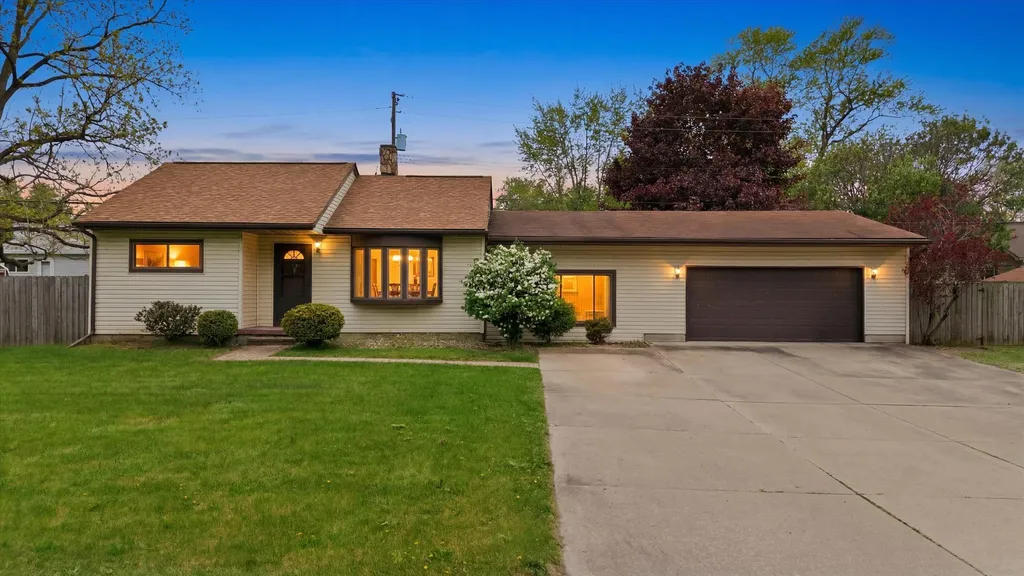 3350 Pearl Drive Monroe City MI 48162