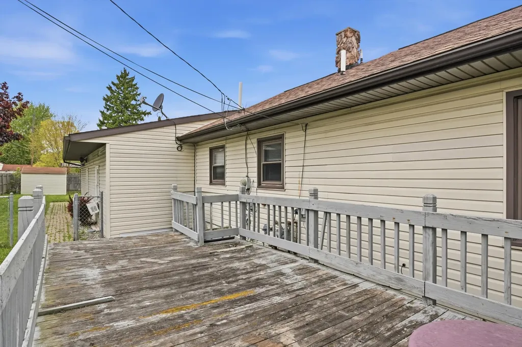 3350 Pearl Drive Monroe City MI 48162