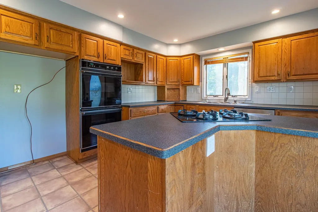 30007 Maison Street St. Clair Shores City MI 48082