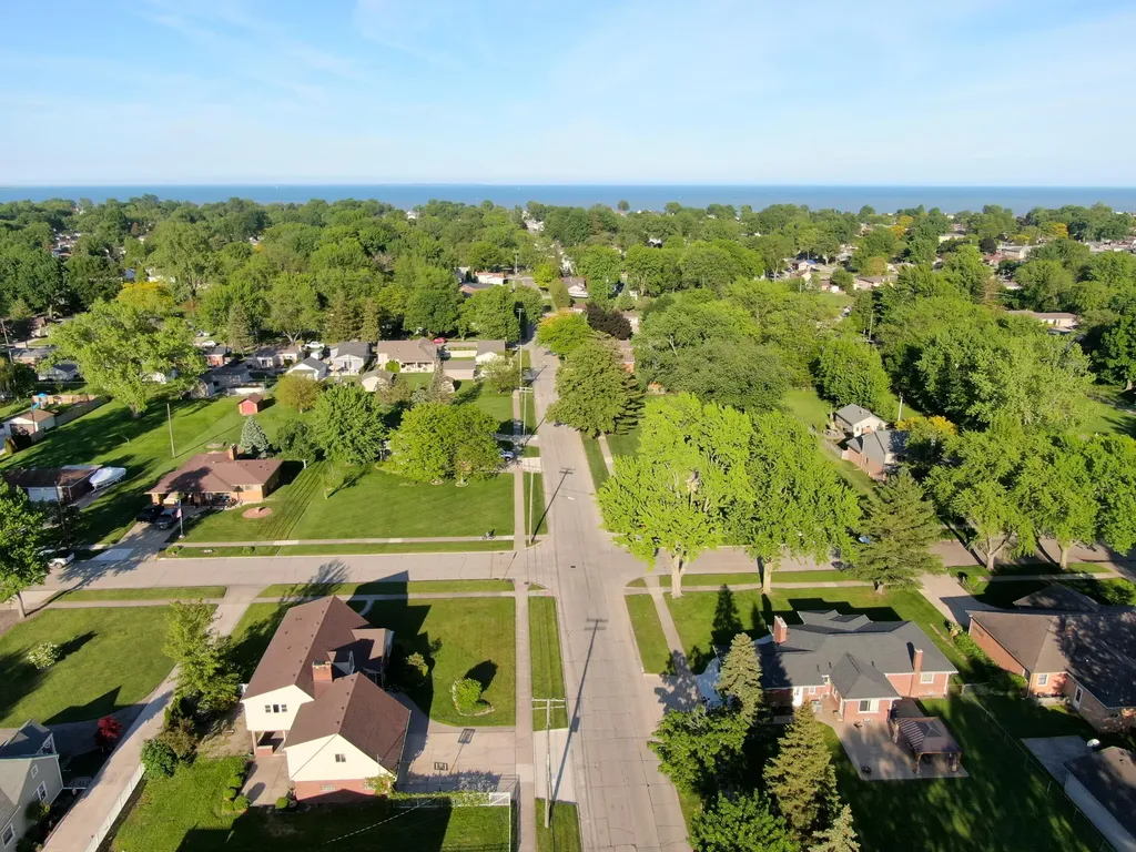 30007 Maison Street St. Clair Shores City MI 48082