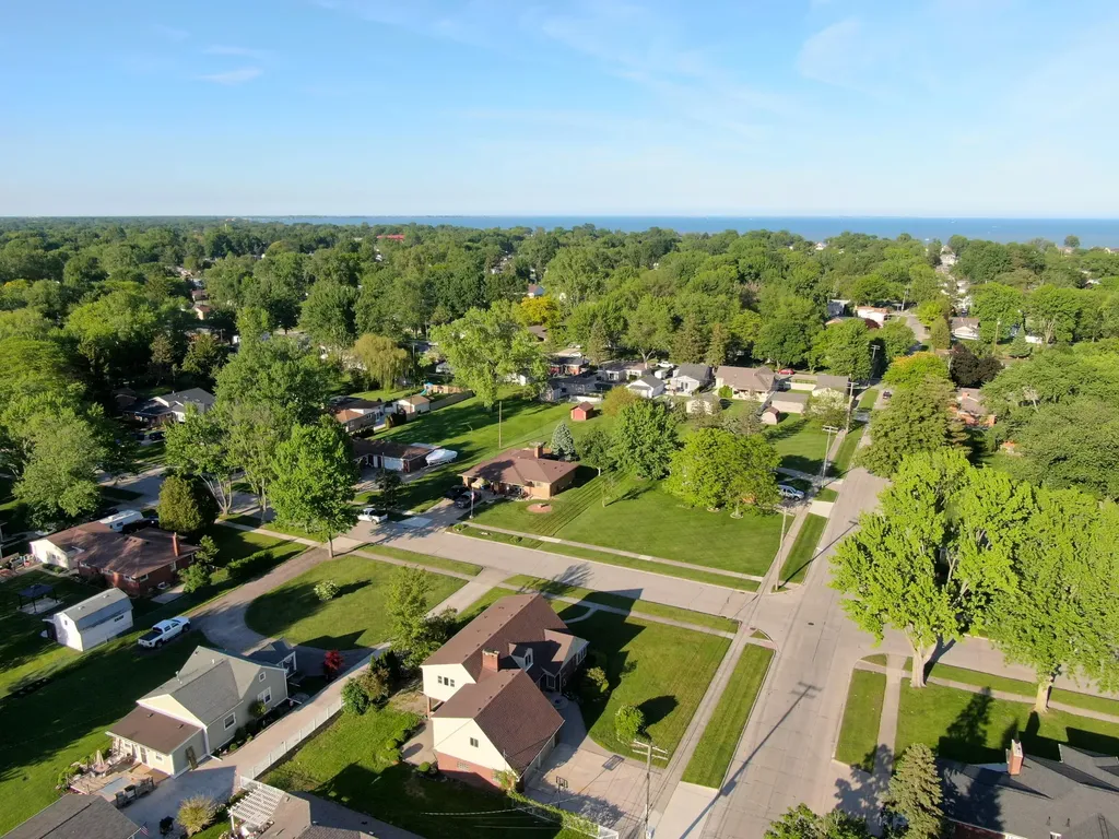 30007 Maison Street St. Clair Shores City MI 48082