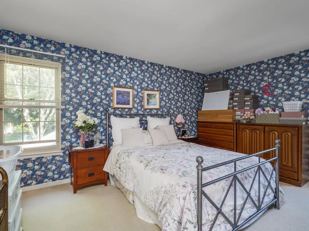 21934 Shadybrook Drive Novi City MI 48375