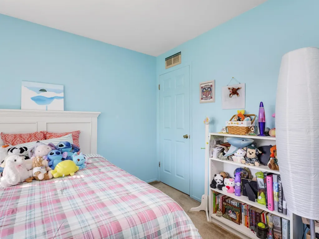 21934 Shadybrook Drive Novi City MI 48375
