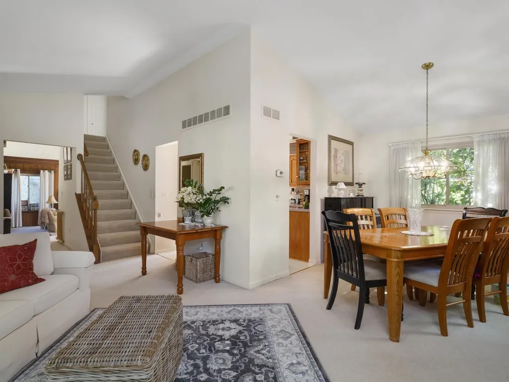 21934 Shadybrook Drive Novi City MI 48375