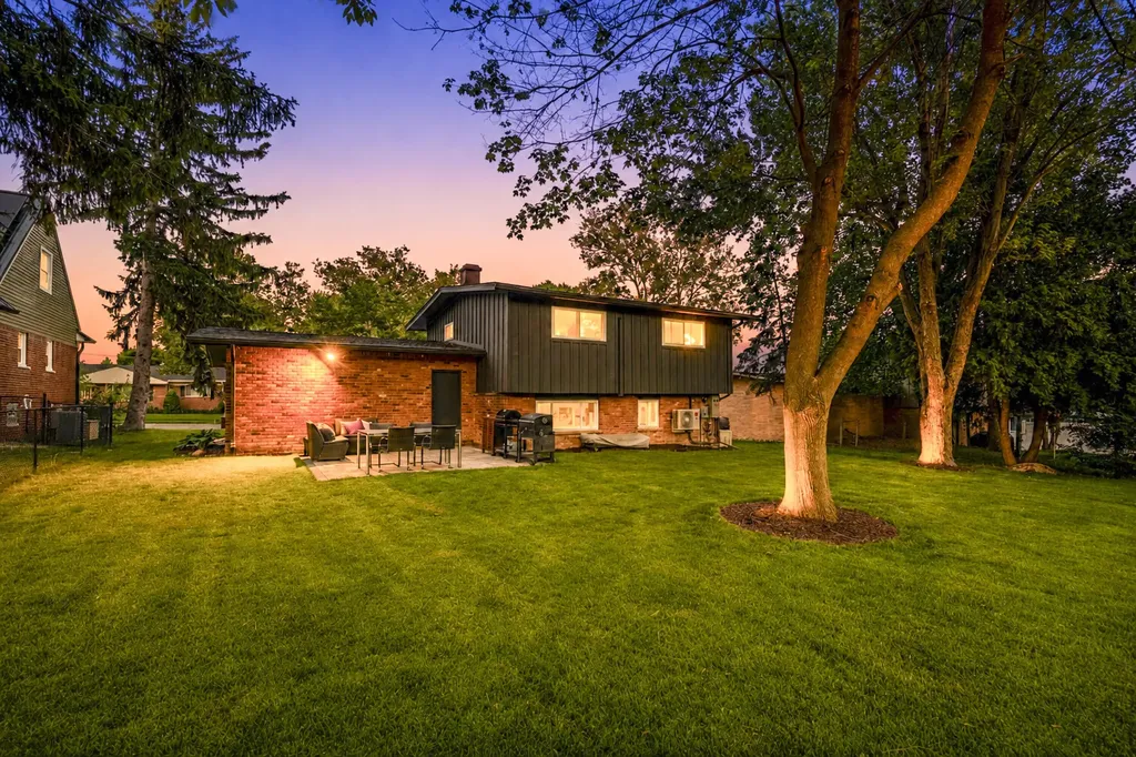 2740 Manchester Road Ann Arbor City MI 48104