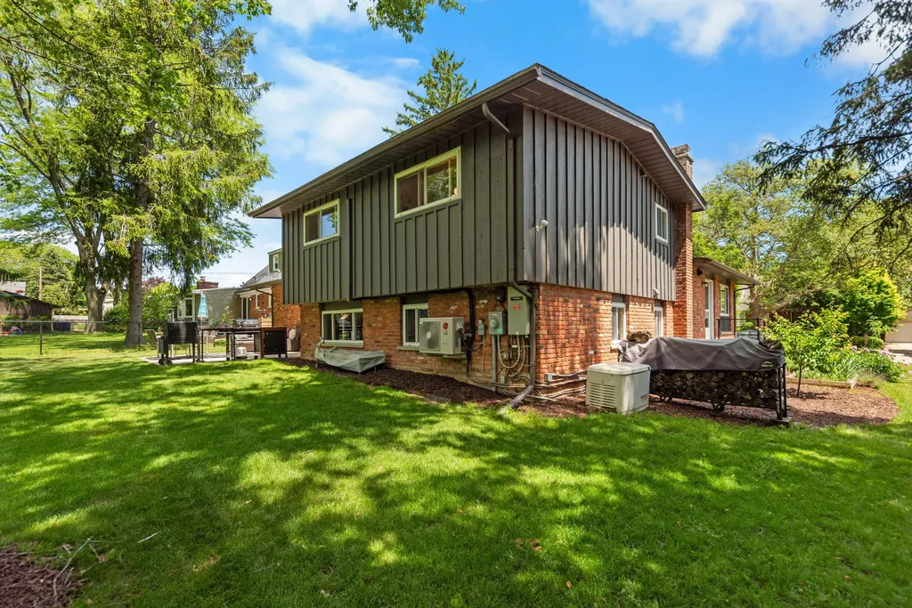 2740 Manchester Road Ann Arbor City MI 48104