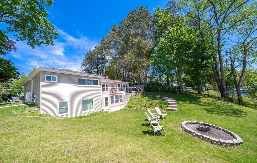 12569 S Crystal Lake Drive Somerset Township MI 49233