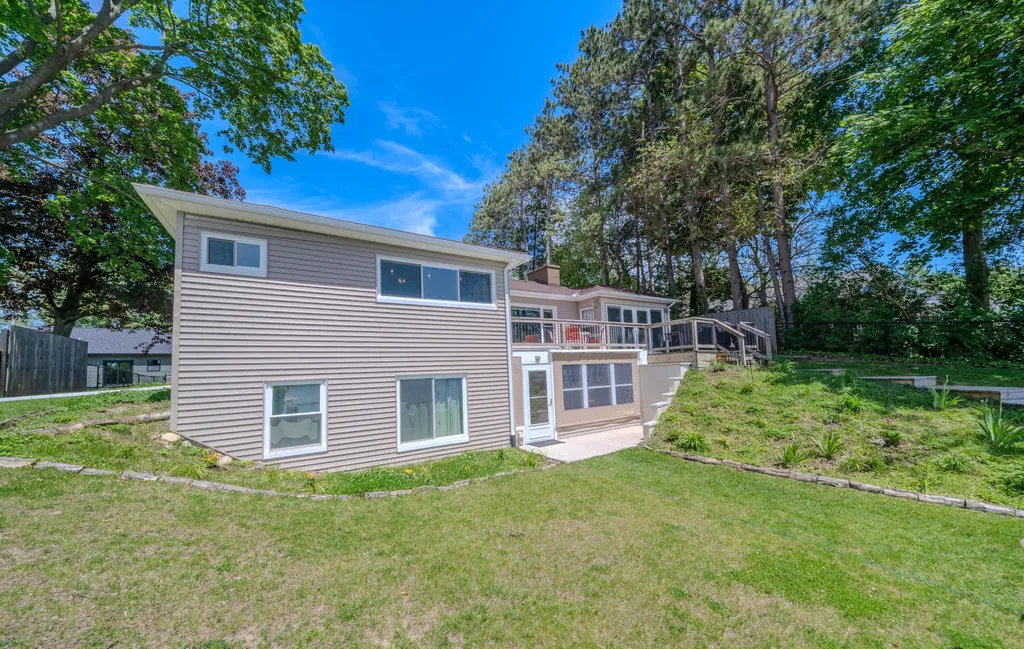 12569 S Crystal Lake Drive Somerset Township MI 49233