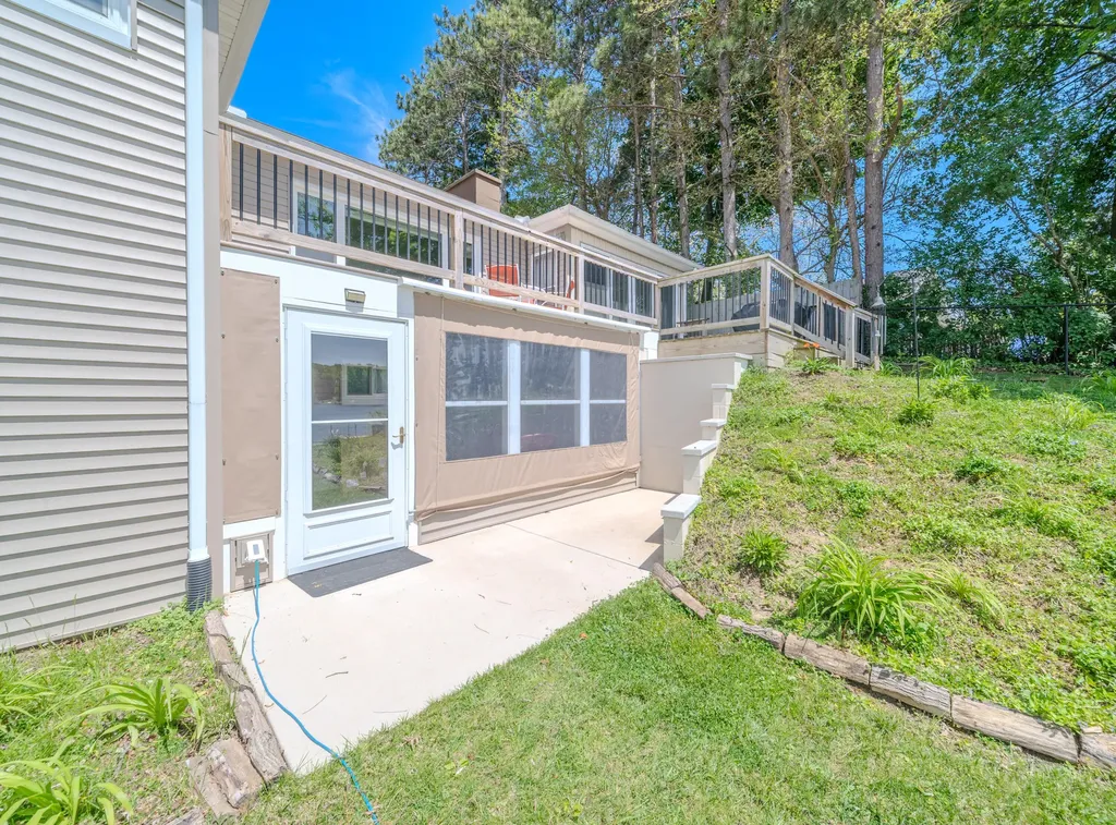 12569 S Crystal Lake Drive Somerset Township MI 49233