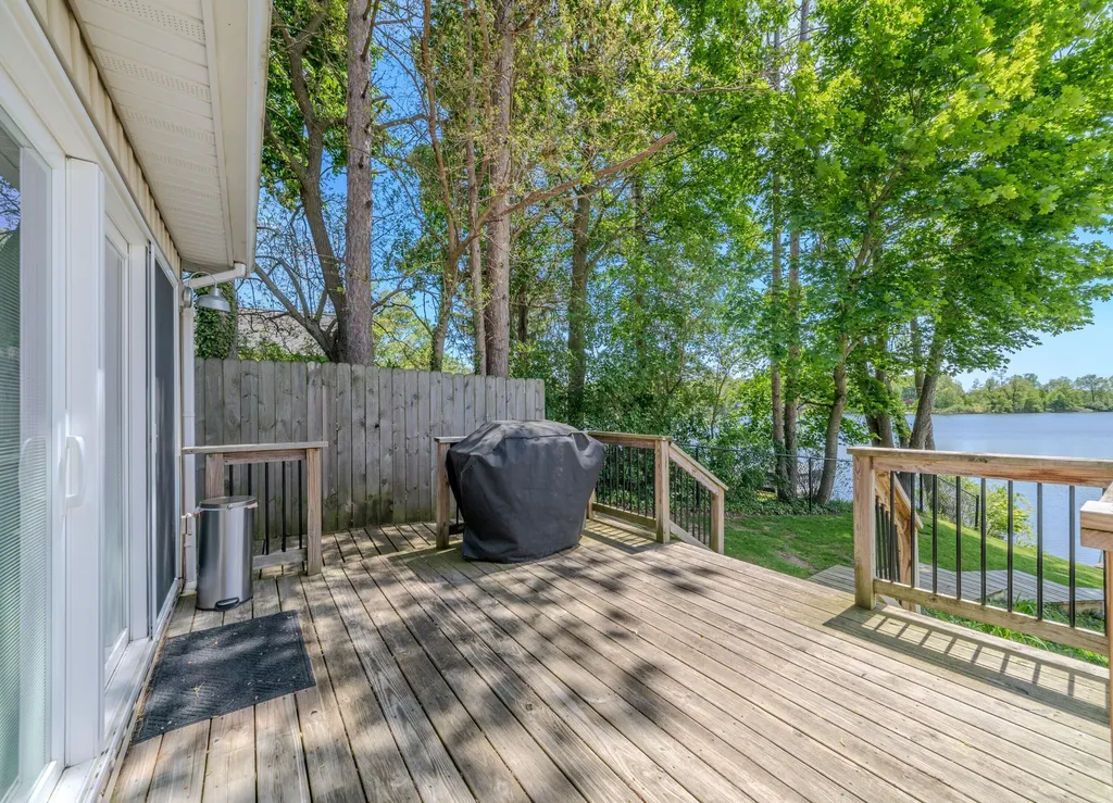 12569 S Crystal Lake Drive Somerset Township MI 49233