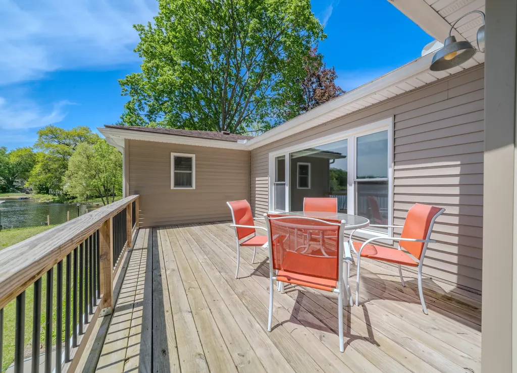12569 S Crystal Lake Drive Somerset Township MI 49233