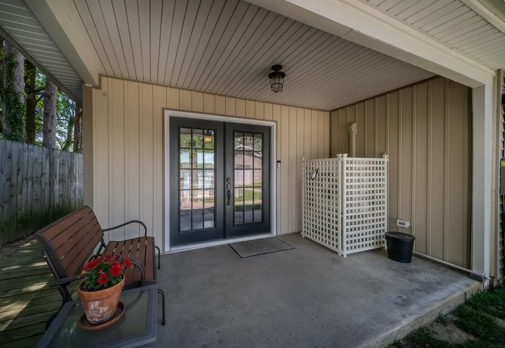 12569 S Crystal Lake Drive Somerset Township MI 49233