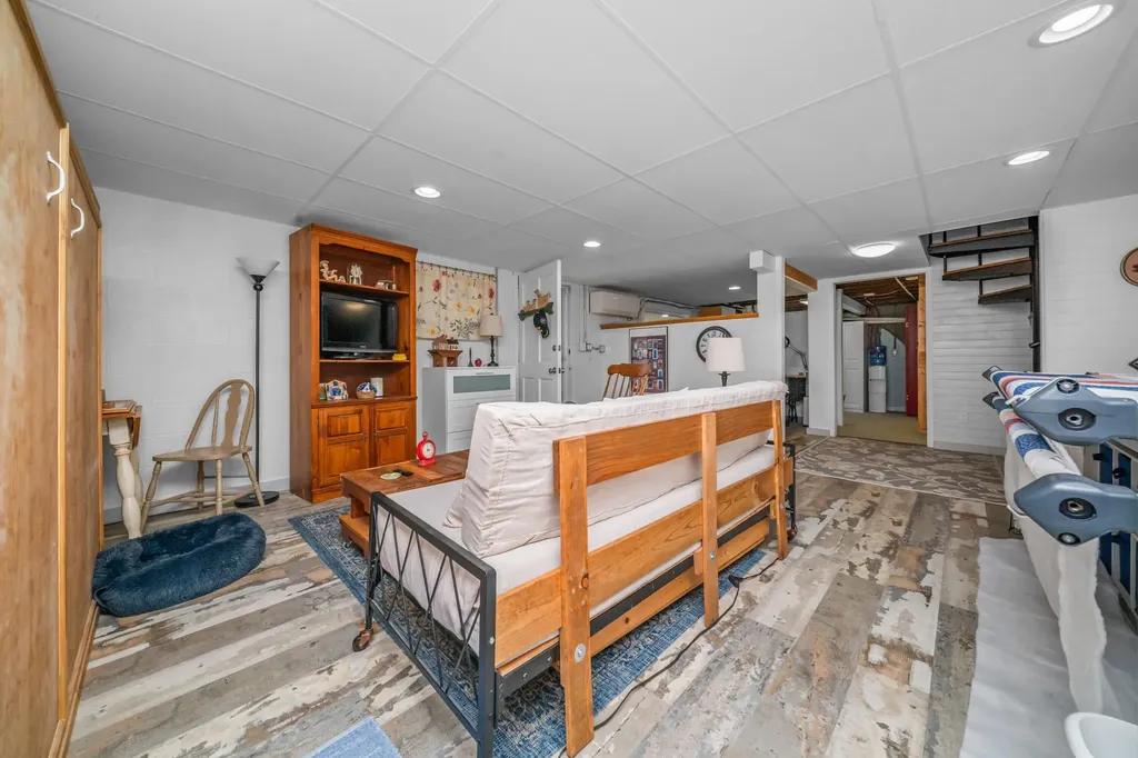 12569 S Crystal Lake Drive Somerset Township MI 49233