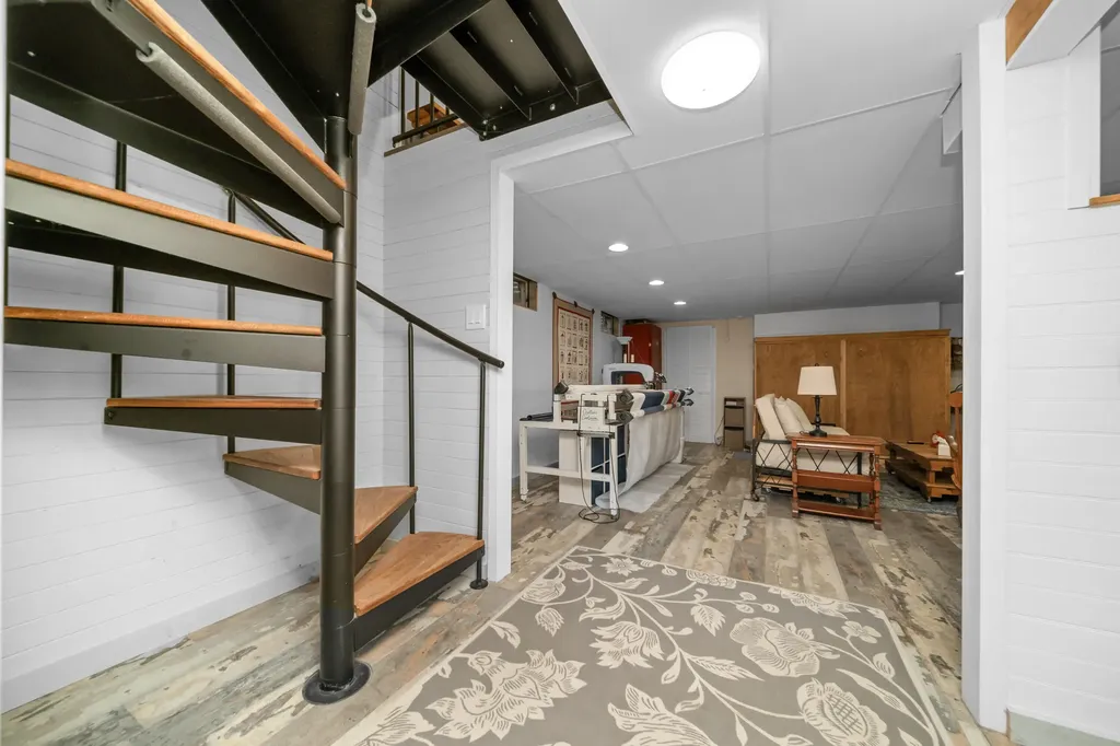 12569 S Crystal Lake Drive Somerset Township MI 49233