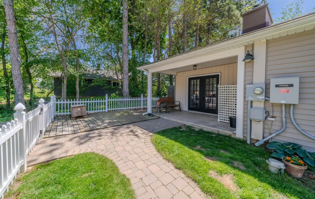 12569 S Crystal Lake Drive Somerset Township MI 49233