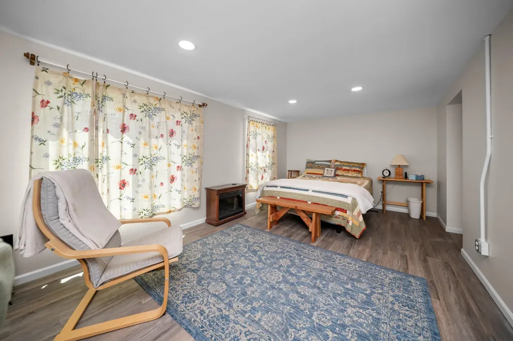 12569 S Crystal Lake Drive Somerset Township MI 49233