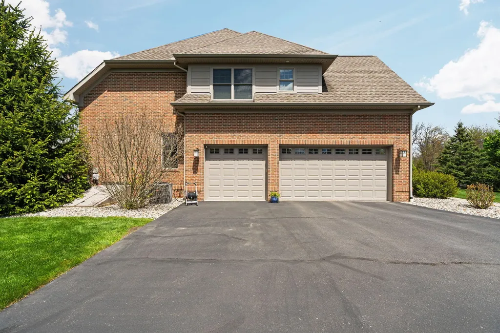 2007 Autumn Hill Drive Scio Township MI 48103