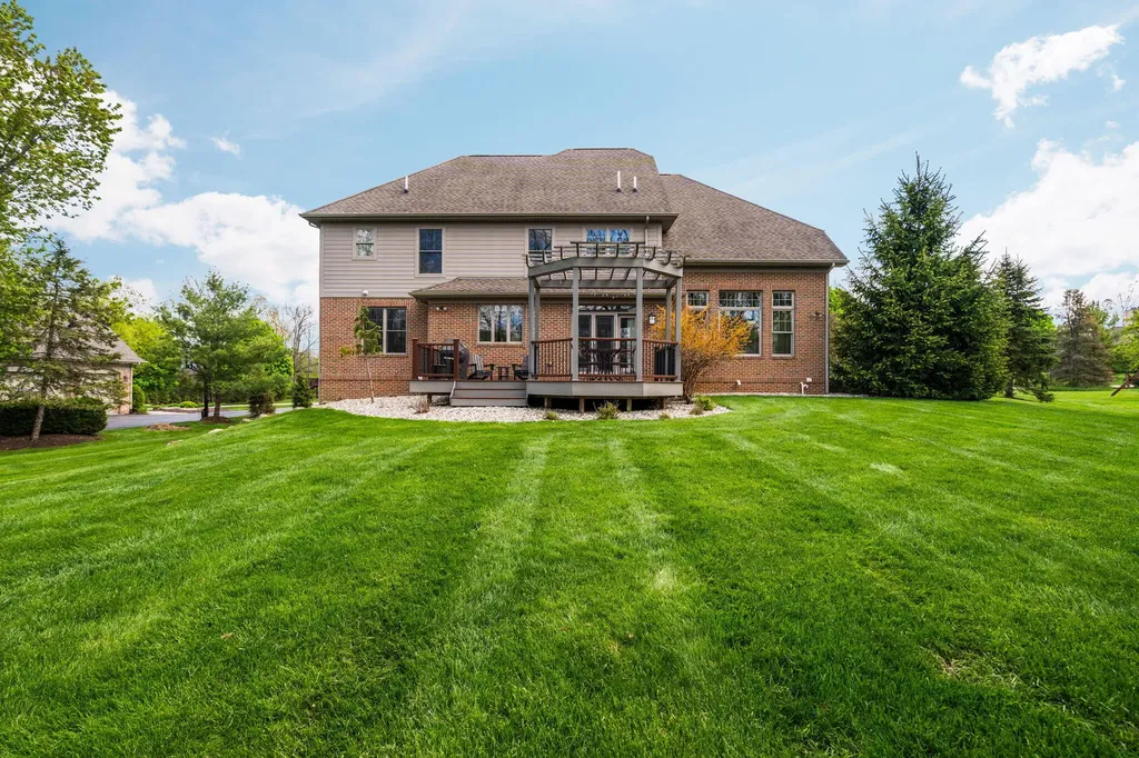 2007 Autumn Hill Drive Scio Township MI 48103