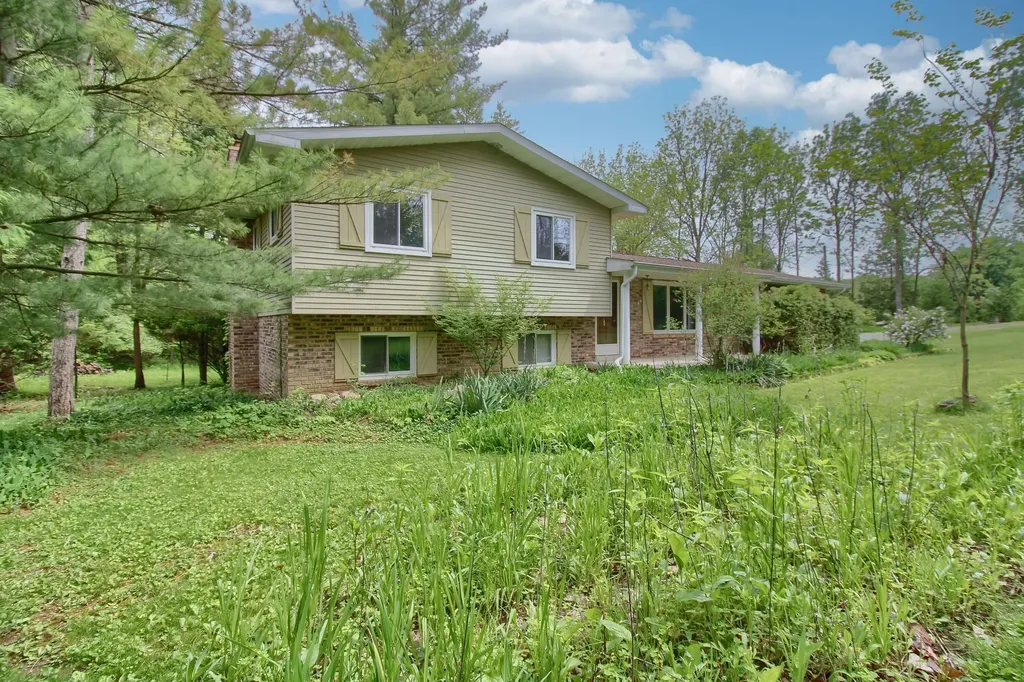39 W Judd Road York Charter Township MI 48176