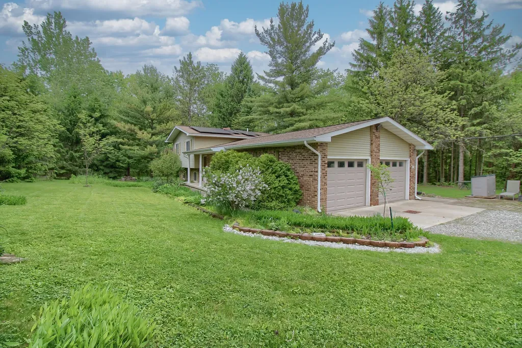 39 W Judd Road York Charter Township MI 48176