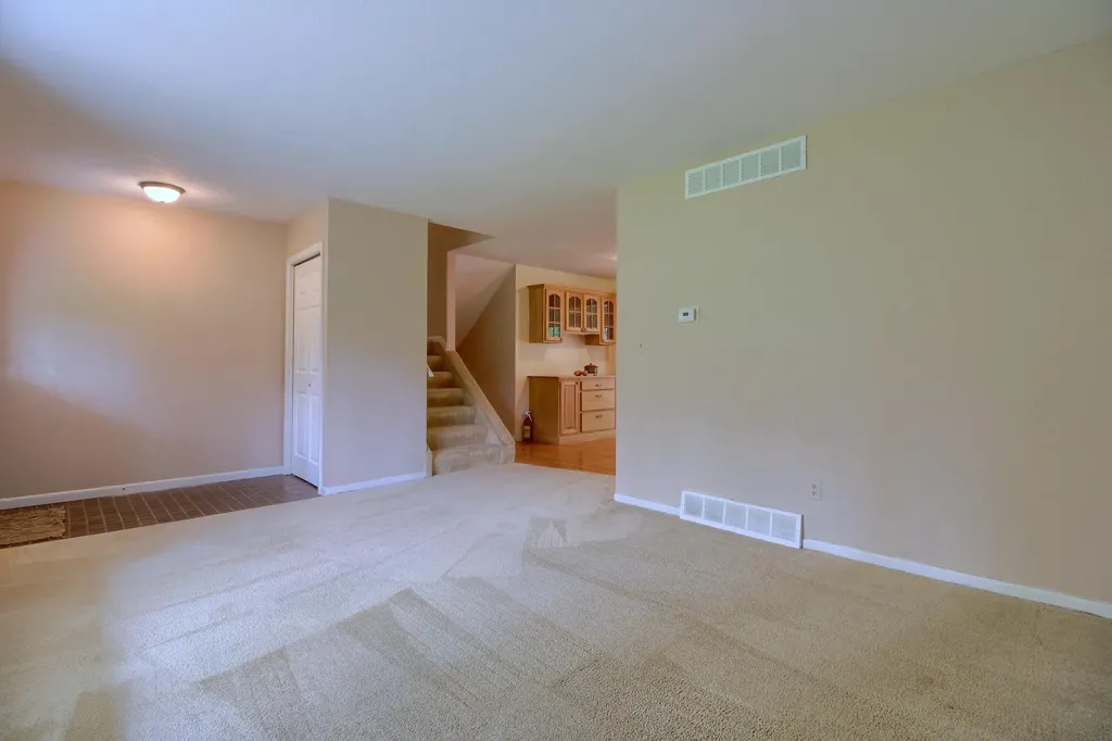 39 W Judd Road York Charter Township MI 48176