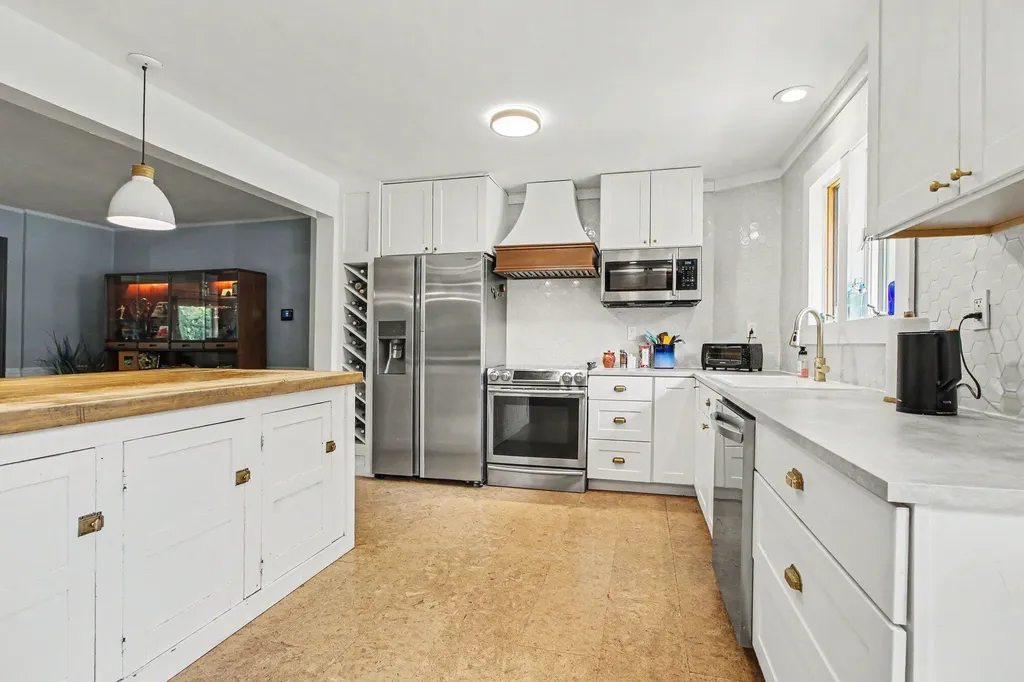 46800 Betty Hill Lane Plymouth Charter Township MI 48170