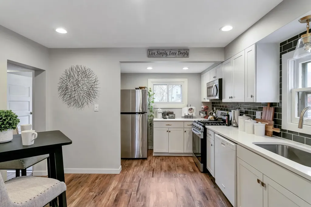 1123 W Huron Street Ann Arbor City MI 48103