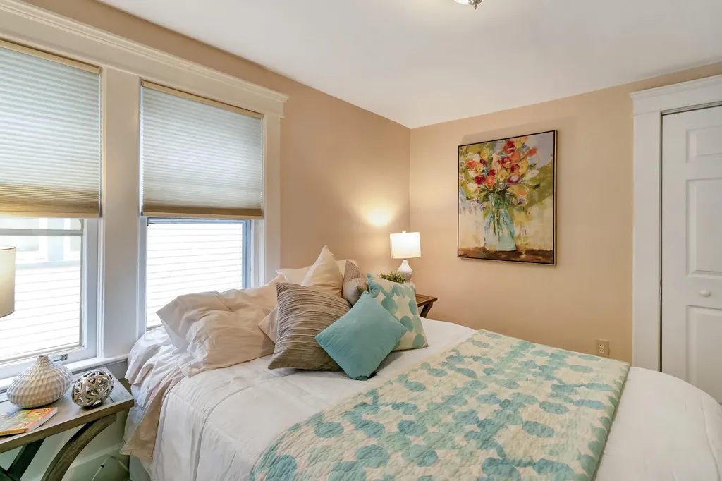 1123 W Huron Street Ann Arbor City MI 48103