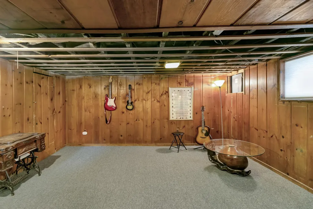 1123 W Huron Street Ann Arbor City MI 48103