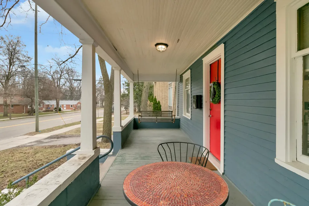1123 W Huron Street Ann Arbor City MI 48103