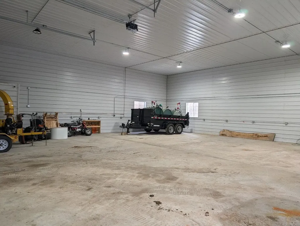 5061 Prater Boulevard Hendricks Township MI 49762
