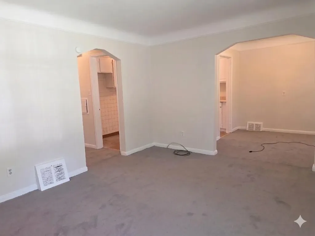 11360 Minock Street Detroit City MI 48228