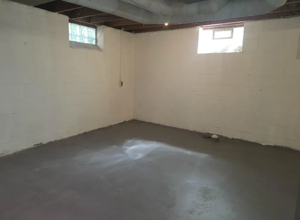 11360 Minock Street Detroit City MI 48228