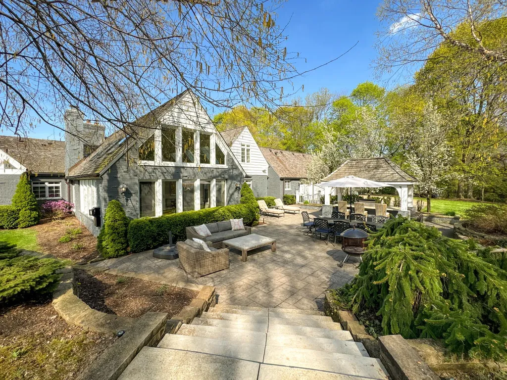 267 Woodberry Drive Bloomfield Hills City MI 48304