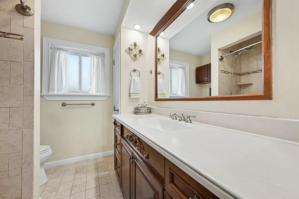 42967 Saxony Road Canton Charter Township MI 48187