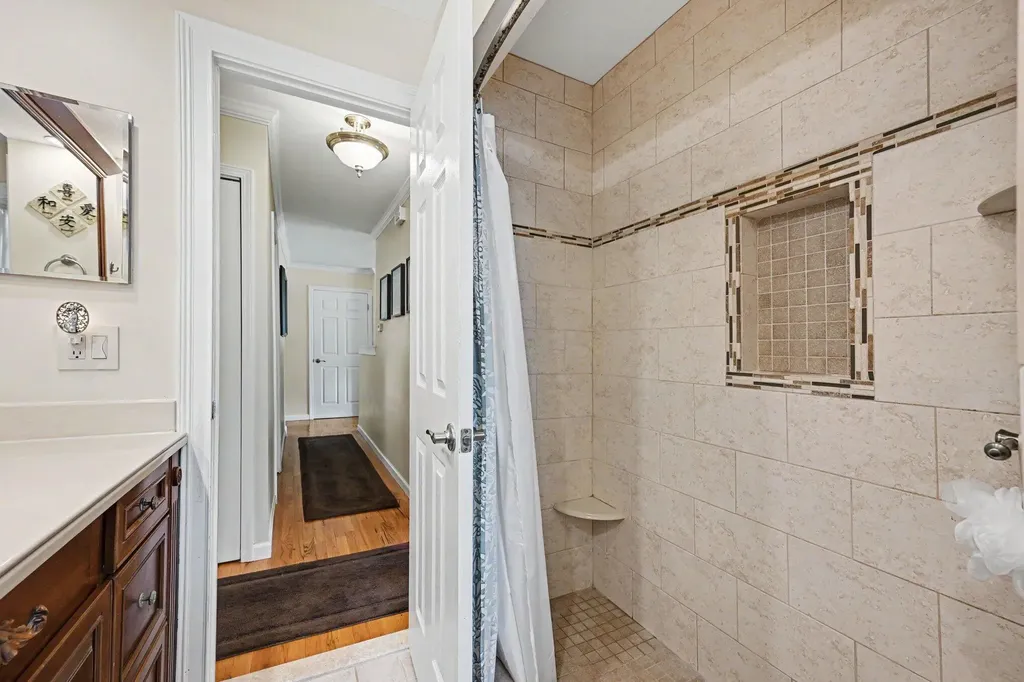 42967 Saxony Road Canton Charter Township MI 48187