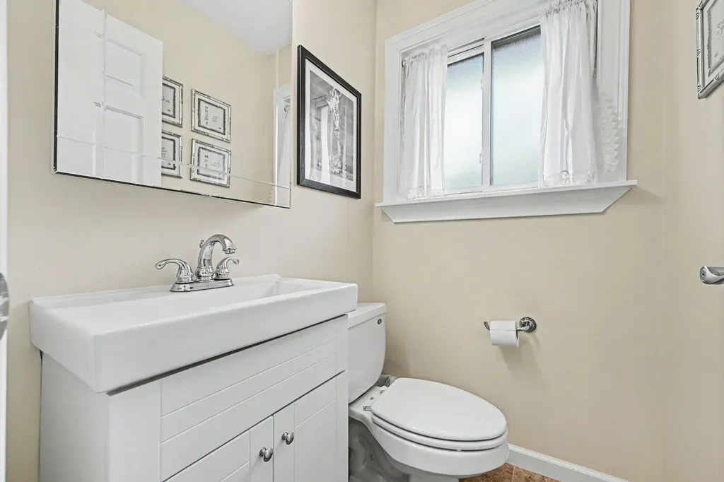 42967 Saxony Road Canton Charter Township MI 48187