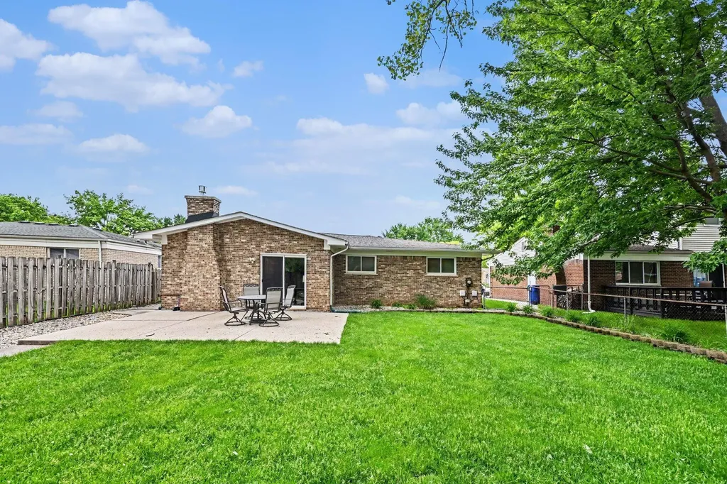 42967 Saxony Road Canton Charter Township MI 48187