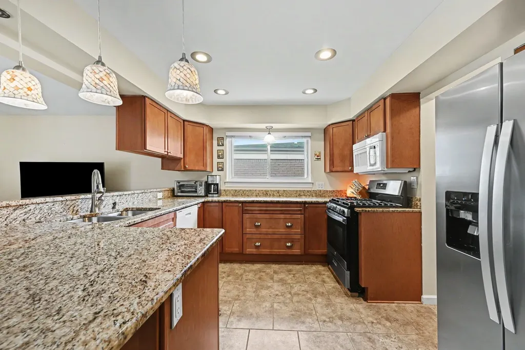 42967 Saxony Road Canton Charter Township MI 48187